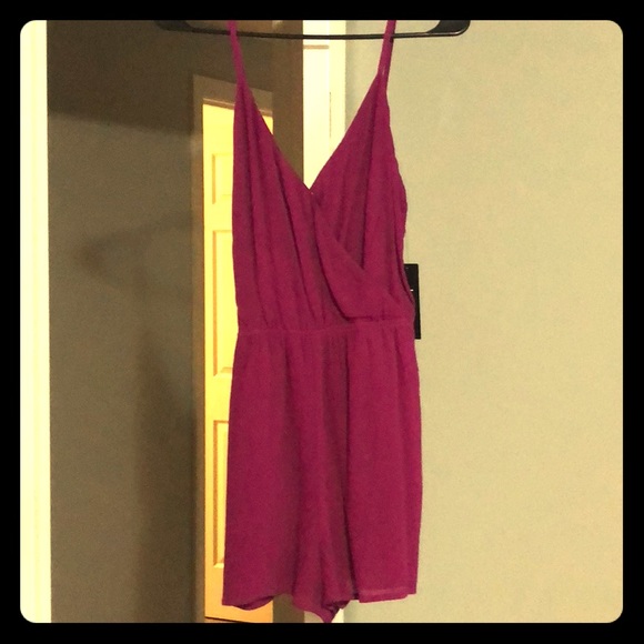 Lulus romper! - Picture 4 of 7